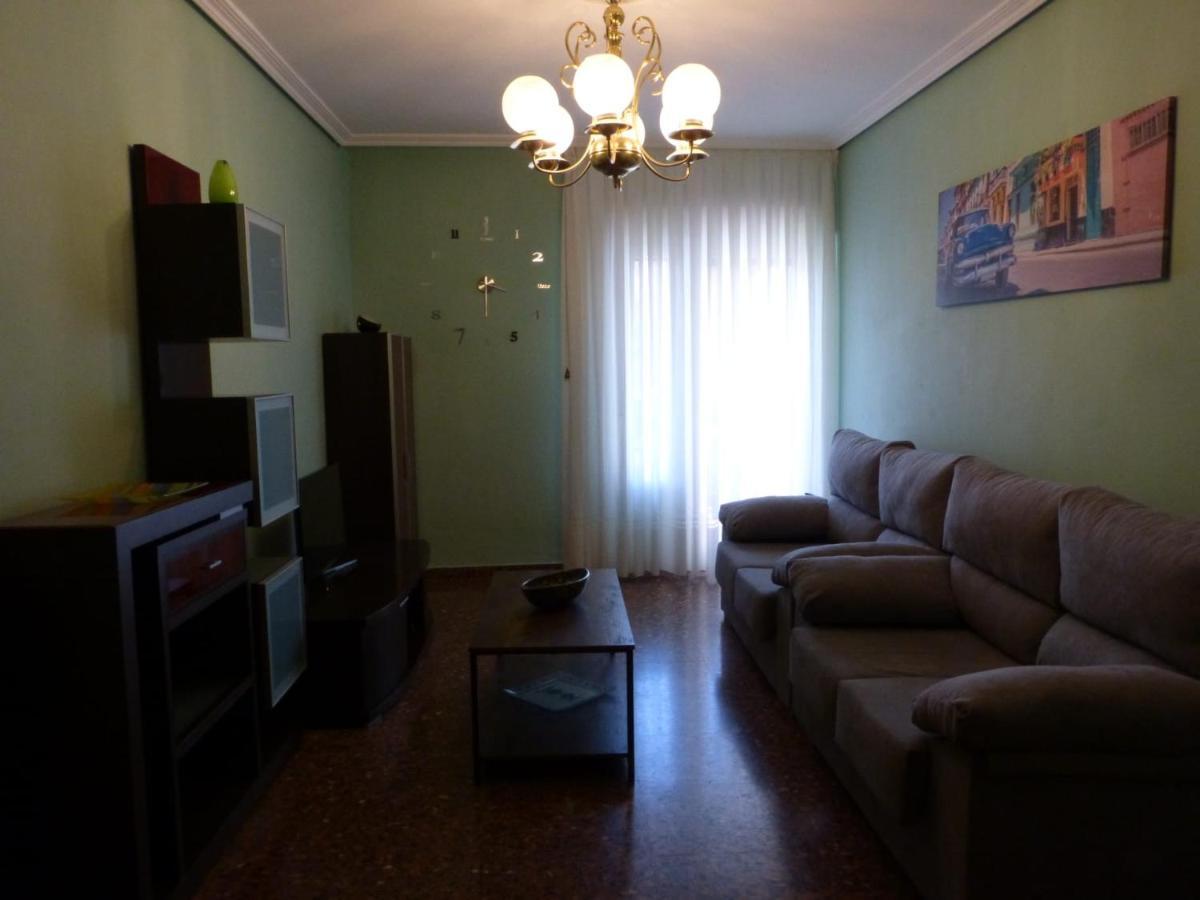 T&C Haro Apartment Bagian luar foto