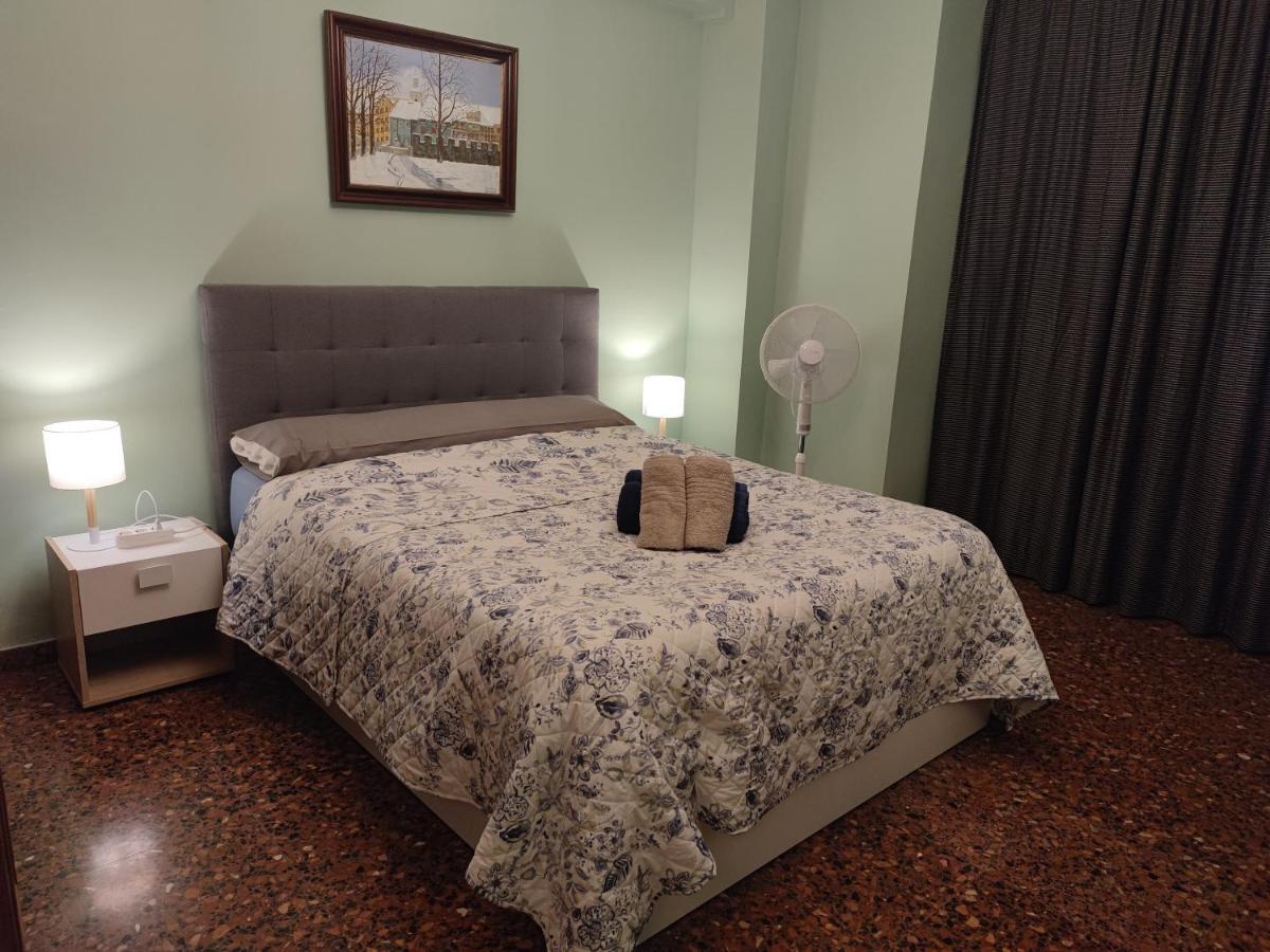 T&C Haro Apartment Bagian luar foto